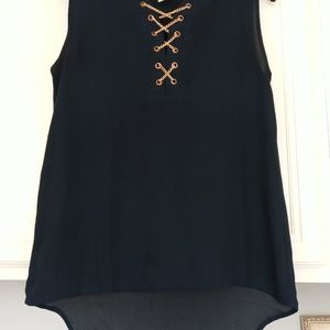 Beautiful top by Drama